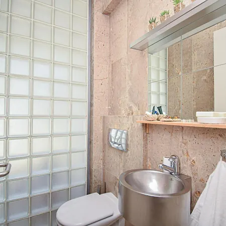 Vakantiehuis Spacious With Swiming Pool And Terrace Cascais