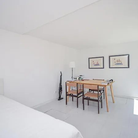 Spacious With Swiming Pool And Terrace Vakantiehuis *