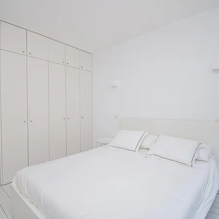 Spacious With Swiming Pool And Terrace Vakantiehuis