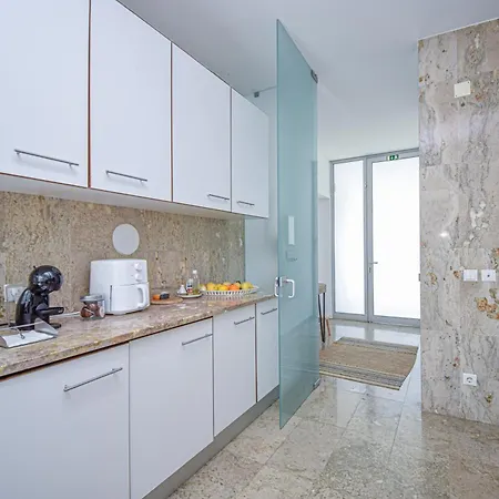 Vakantiehuis Spacious With Swiming Pool And Terrace *