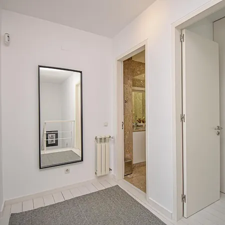 Spacious With Swiming Pool And Terrace Holiday home Cascais
