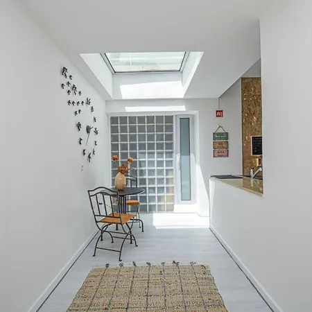 Semesterbostad Spacious With Swiming Pool And Terrace