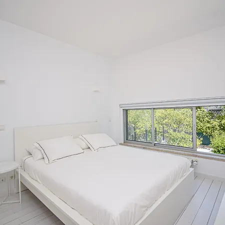 Spacious With Swiming Pool And Terrace Semesterbostad