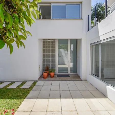 Spacious With Swiming Pool And Terrace Semesterbostad *