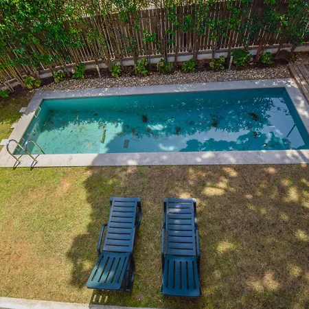 Spacious With Swiming Pool And Terrace *