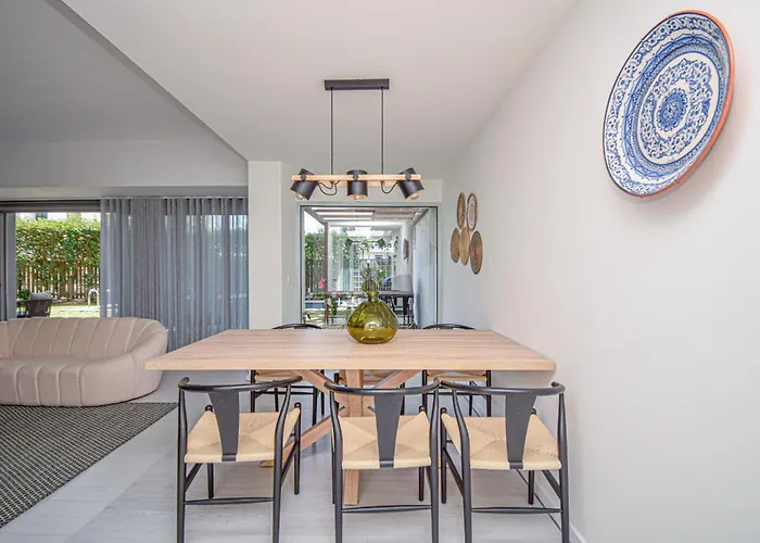 Spacious With Swiming Pool And Terrace Ferienhaus Cascais